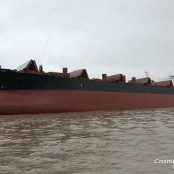 散货船价格 出售国内CCS  51000吨散货船