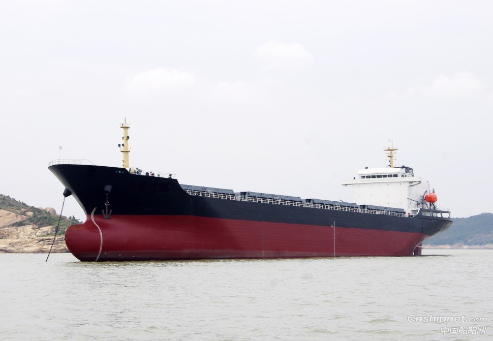 3000吨散货船出售 出售27000吨散货船
