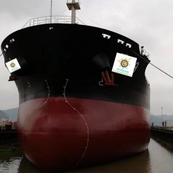 近海散货船 出售57000吨近海散货船