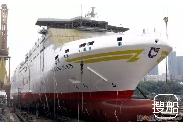 海虹老人为中国首型“天然气/燃油”双燃料客滚船保驾护 ...