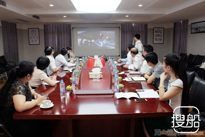 新加坡驻沪总领事罗德伟访问吉宝南通船厂