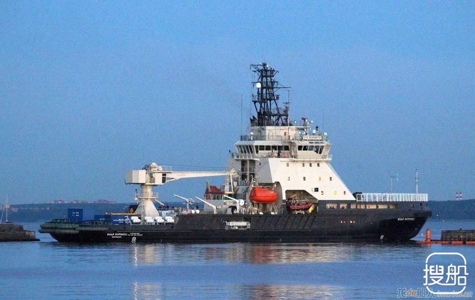 俄海军最新破冰船出厂试航