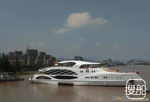 方圆造船“寻仙1”下水，这颜值给多少分？