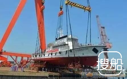 京鲁船业一艘300吨级渔政船下水