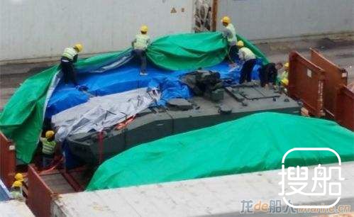 商船运装甲车事件：船长受审，被控非法输入战略物品