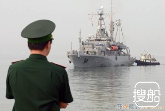 杜特尔特邀中国海军舰队访菲 称要亲自登解放军舰船