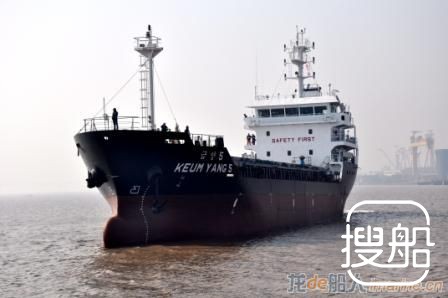 宏强重工钢制运输船试航归来