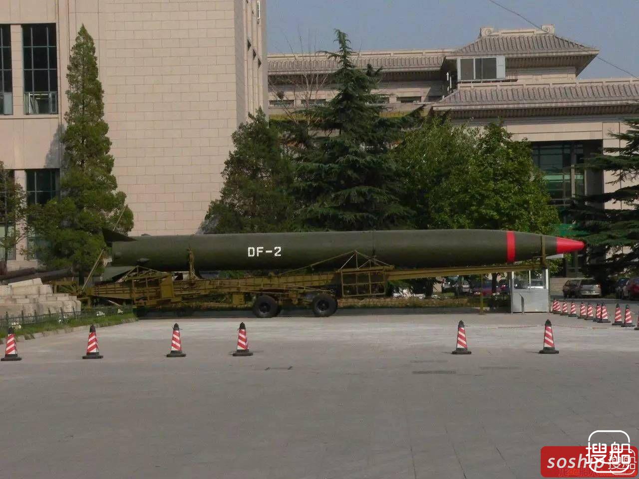 台媒关注大陆首曝092核潜艇发射巨浪-1：展示实力