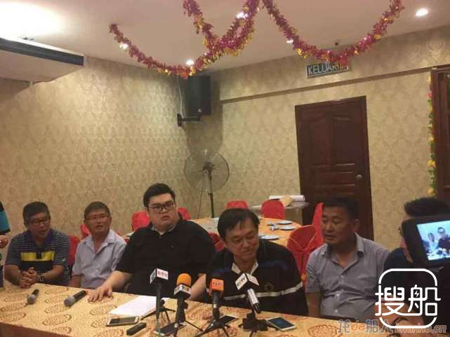 马来出事船只设计师：不能负荷30人以上 船超载