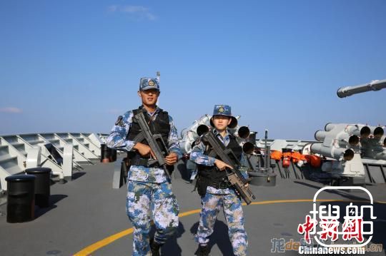 中国海军护航编队女子特战队员宋玺：北大学子逐梦亚丁湾