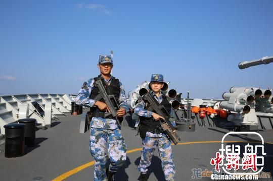 中国海军护航编队女子特战队员宋玺：北大学子逐梦亚丁湾