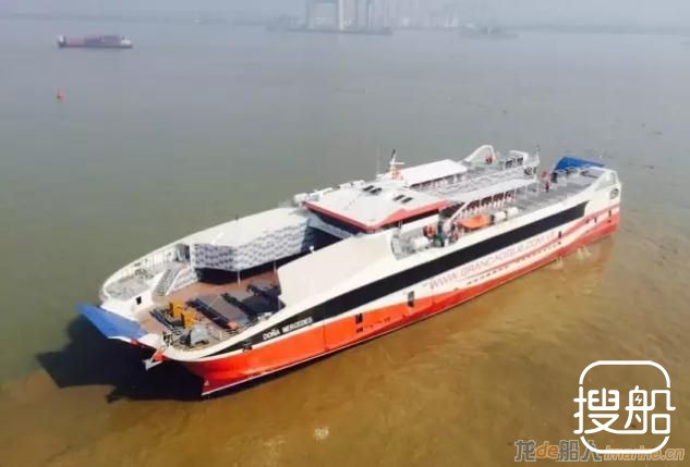 广东新船重工73.6米STS双体车客渡船试航