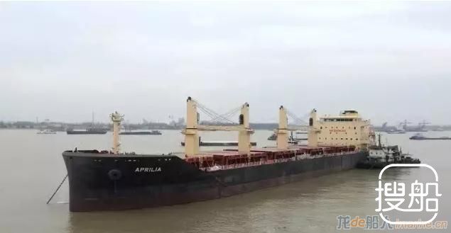 江东船厂35000吨船赴异地施工