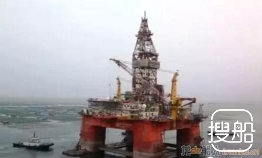 “海洋石油981”平台靠泊中集来福士