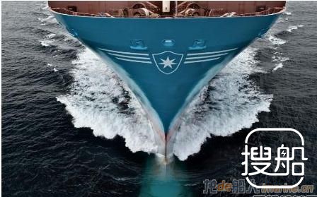 Seaspan接收扬子鑫福1艘万箱船