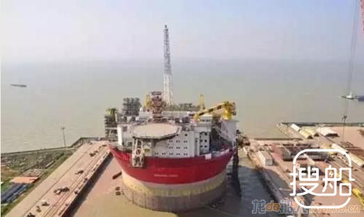启东中远海工“希望6”号FPSO顺利进坞