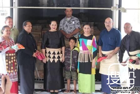 日本邮船向汤加王国免费运送儿童凉鞋