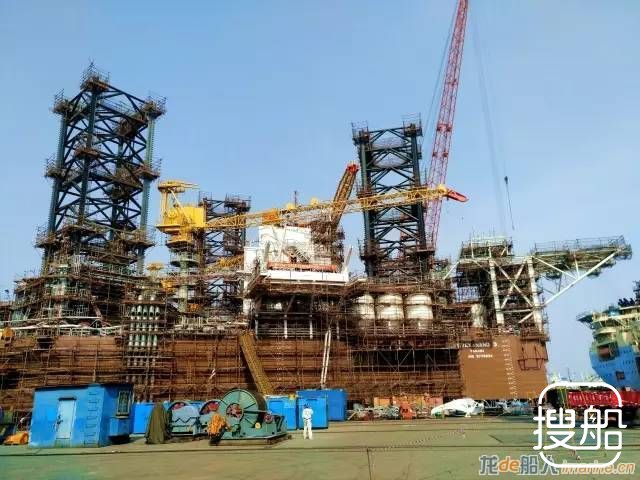 大连中远船务自升式钻井平台(N582)发电机顺利动车