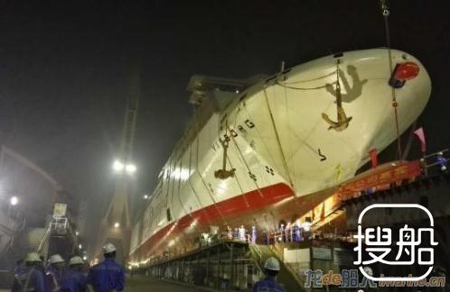 广船国际双燃料豪华客滚船下水