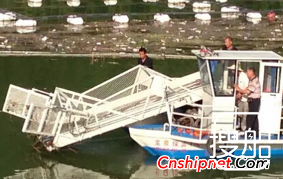 龙泉首艘全自动水面保洁船下水