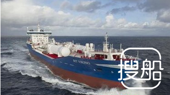 重庆首艘节能减排的LNG动力船建成