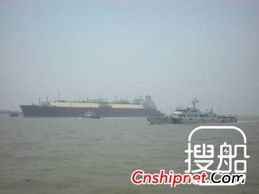 南通洋口港区首艘LNG船舶安全出港