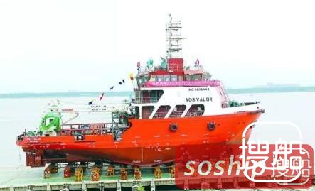 武船三艘同型海工船八天内相继下水