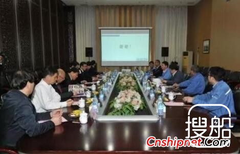 扬子江船业第三艘1900标集装箱船正式点火开工