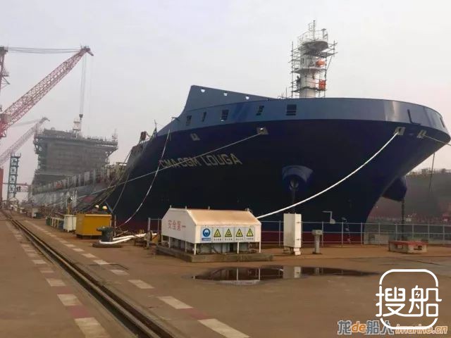 金海智造优化2500TEU集装箱船脱硫塔安装工艺