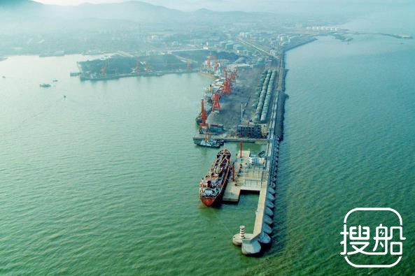 2017年日照市港口货物吞吐量首次突破4亿吨
