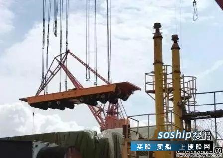 外高桥造船 造船神器！1000吨“巨无霸”运抵外高桥