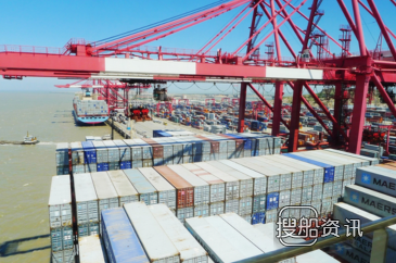 中国港口吞吐量排名 港口吞吐量排名预测：上海还是世界第一港