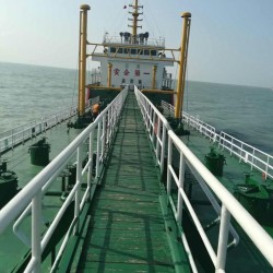 出售1000吨成品油船 出售3100吨成品油船