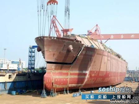 沪东中华YAMAL LNG项目首船主甲板接通