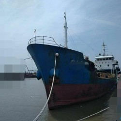 出售1000吨成品油船 出售533吨成品油船