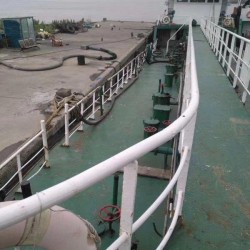 出售1000吨成品油船 出售569吨成品油船