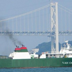 二手货船出售冷藏船 出售600吨冷藏船