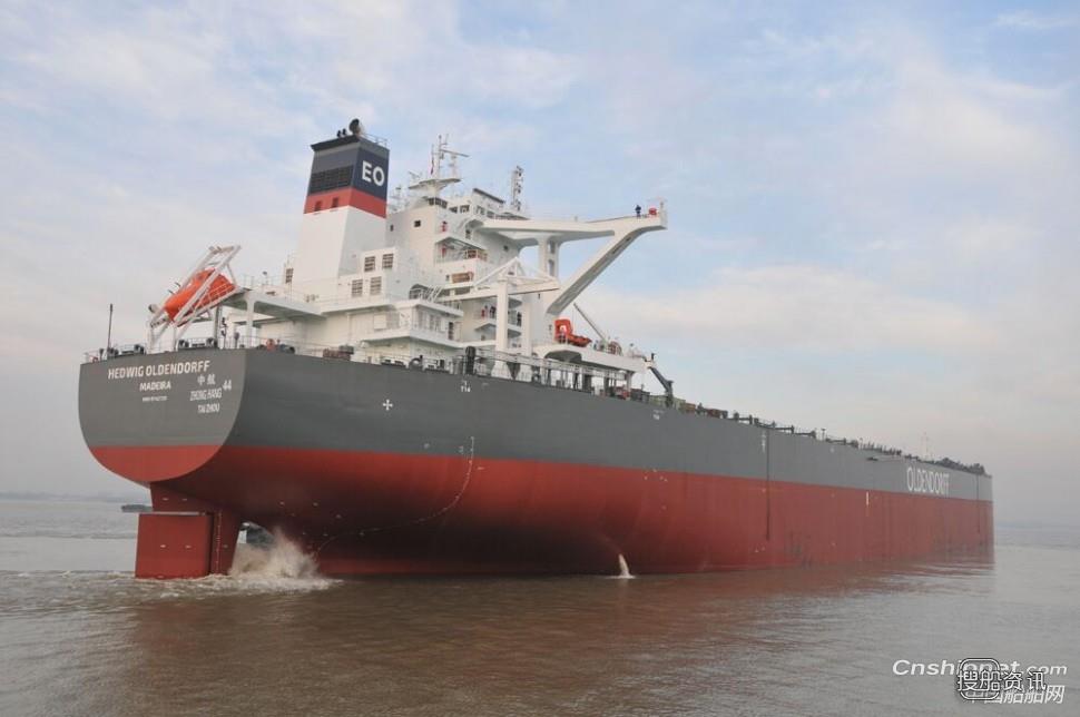 口岸船舶20.8万吨散货船起航海试