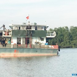 5000吨集装箱船多少钱 出售1650吨集装箱船