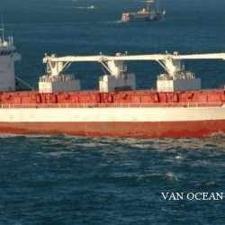 二手货船出售冷藏船 出售6120吨冷藏船