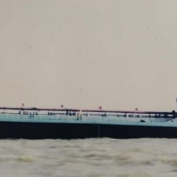 出售1000吨成品油船 出售2500吨成品油船