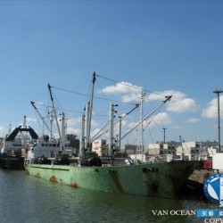 冷藏船出售 出售2052吨冷藏船