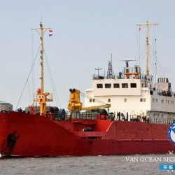 冷藏船出售 出售1211吨冷藏船