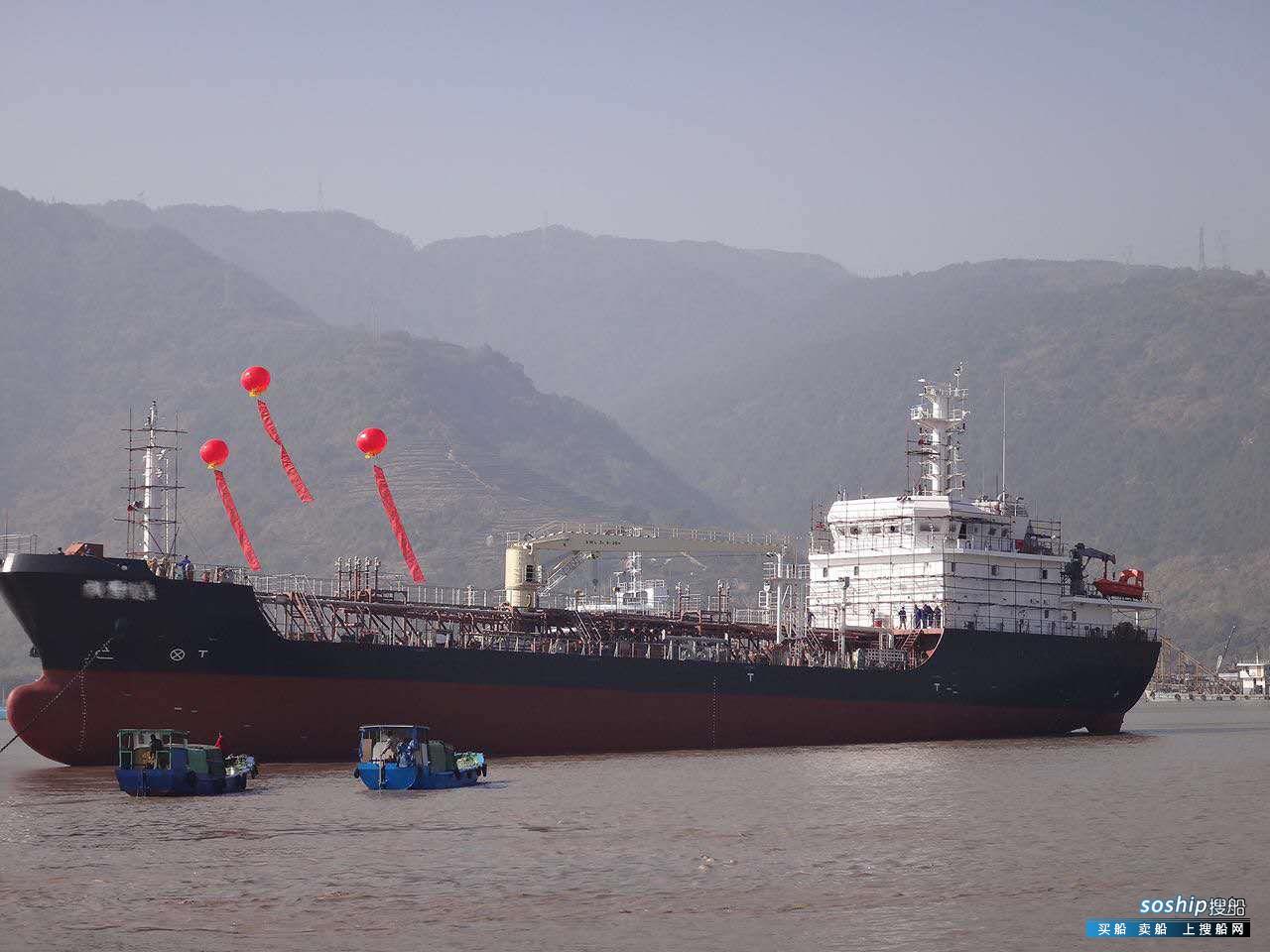 出售1000吨成品油船 出售3500吨成品油船