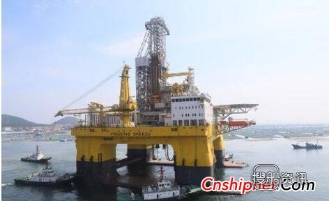 全球首座最新一代超深水双钻塔半潜式钻井平台试航