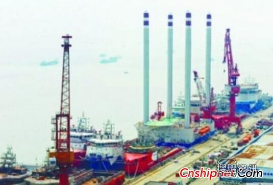 国内首艘自航自升式海洋服务平台成功试航