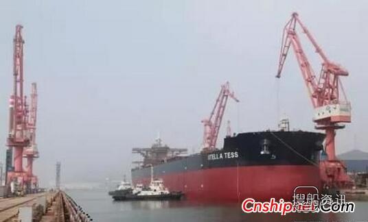 渤船重工210000吨散货船9号船顺利下水