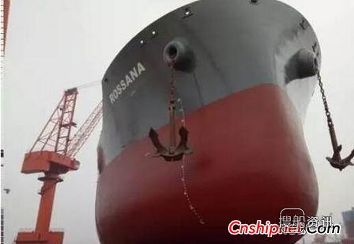韩通船舶重工38800吨散货船成功下水
