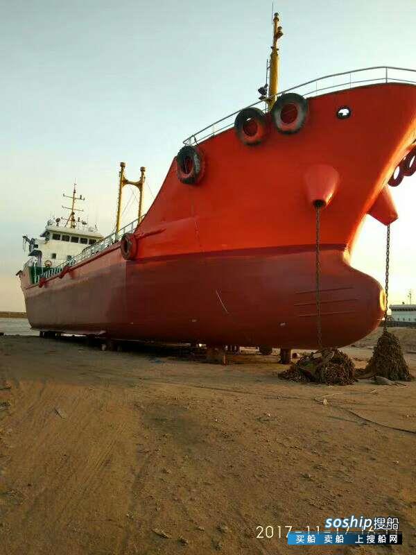 出售1000吨成品油船 出售881吨成品油船