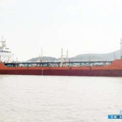 出售1000吨成品油船 出售3342吨成品油船